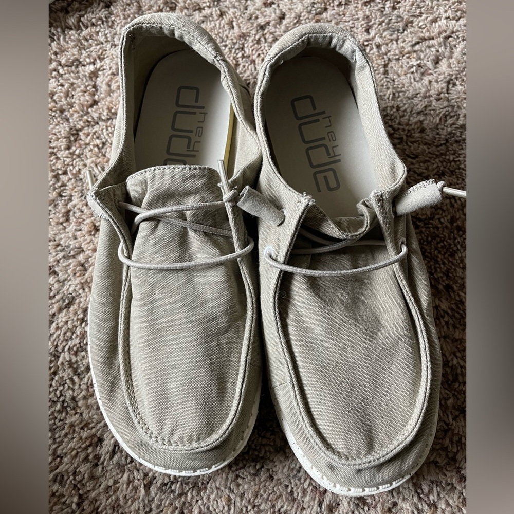 Women’s Hey Dude Wendy in Beige